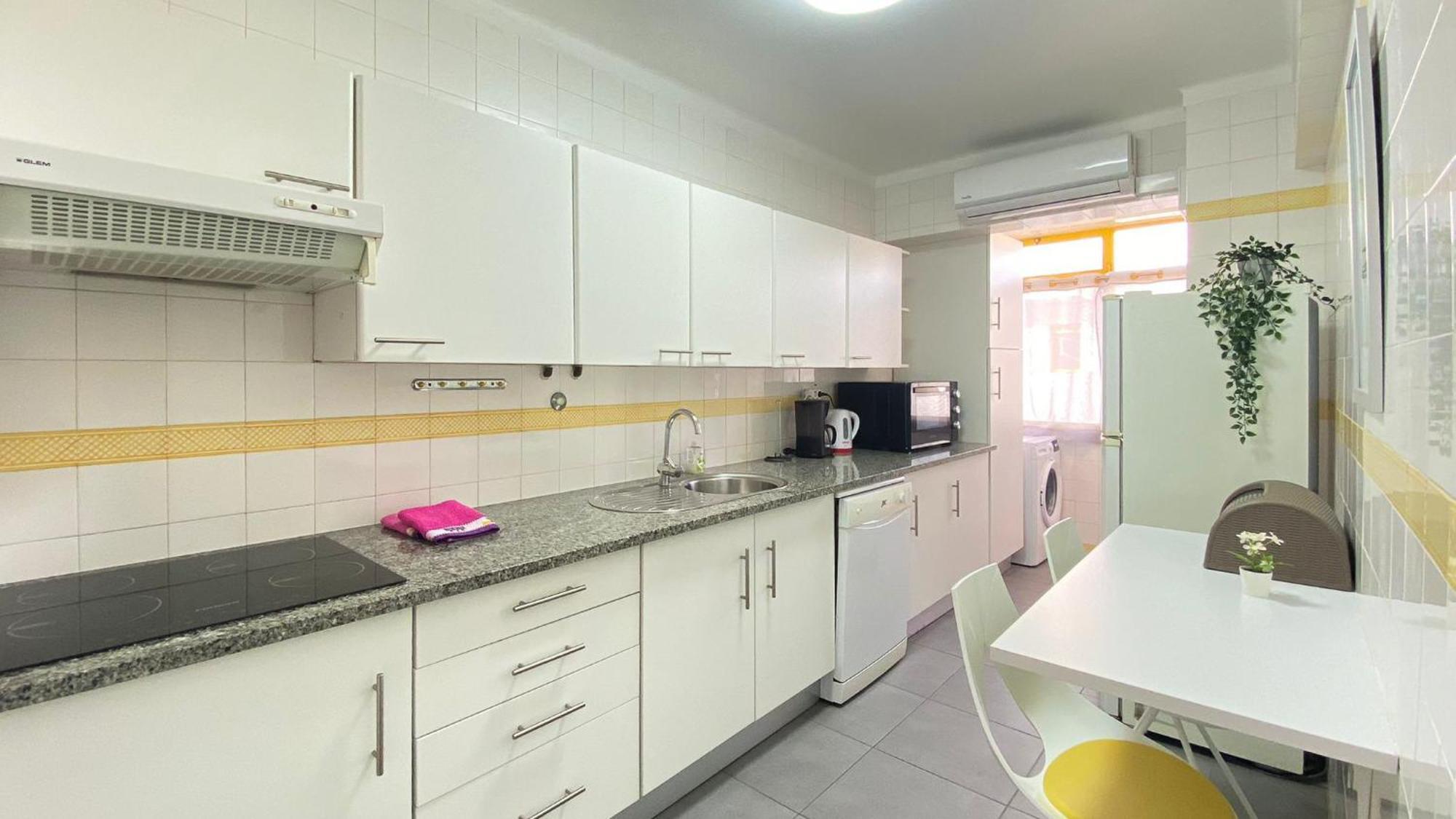 Quarteira Frente Praia II By Homeslow Rentals Buitenkant foto