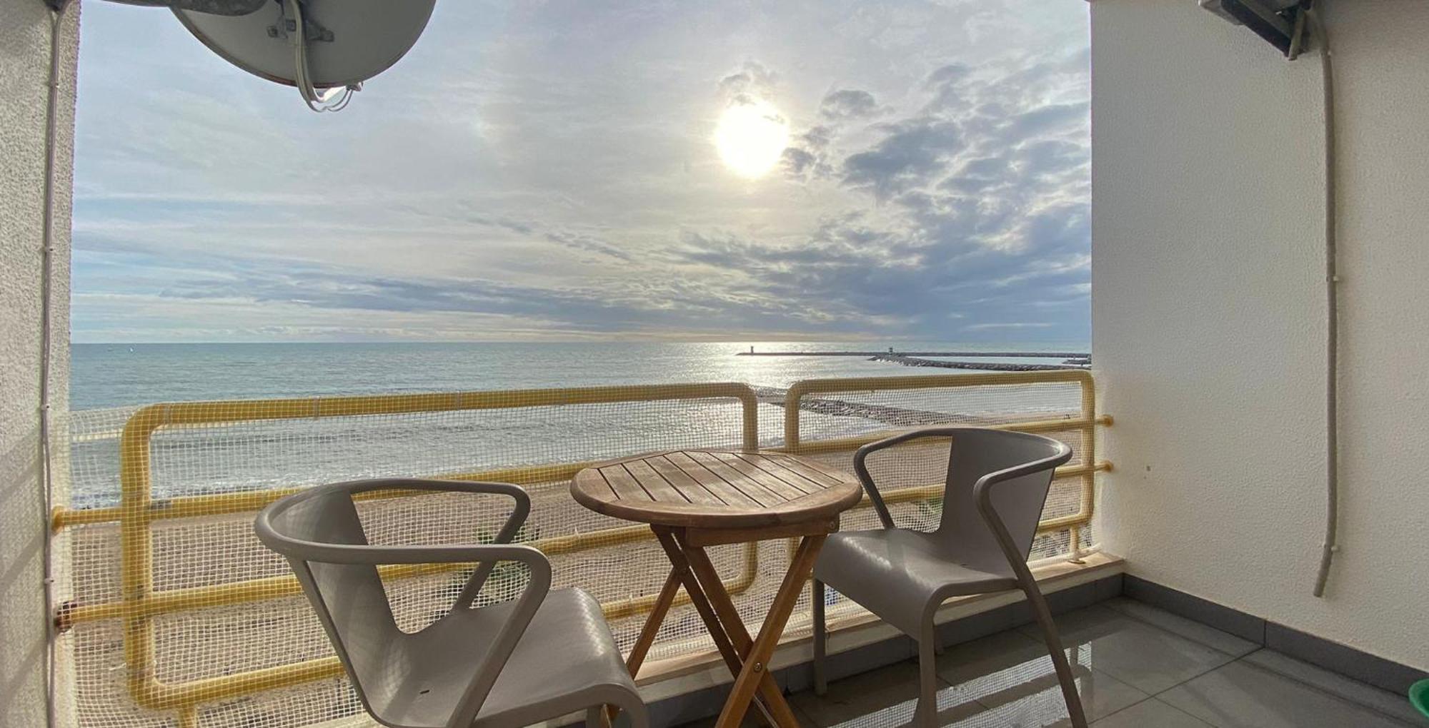 Quarteira Frente Praia II By Homeslow Rentals Buitenkant foto